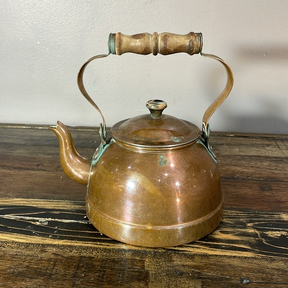 Vintage Copper Teapot with Wooden Handle gorgeous greening!  This is a beauty!